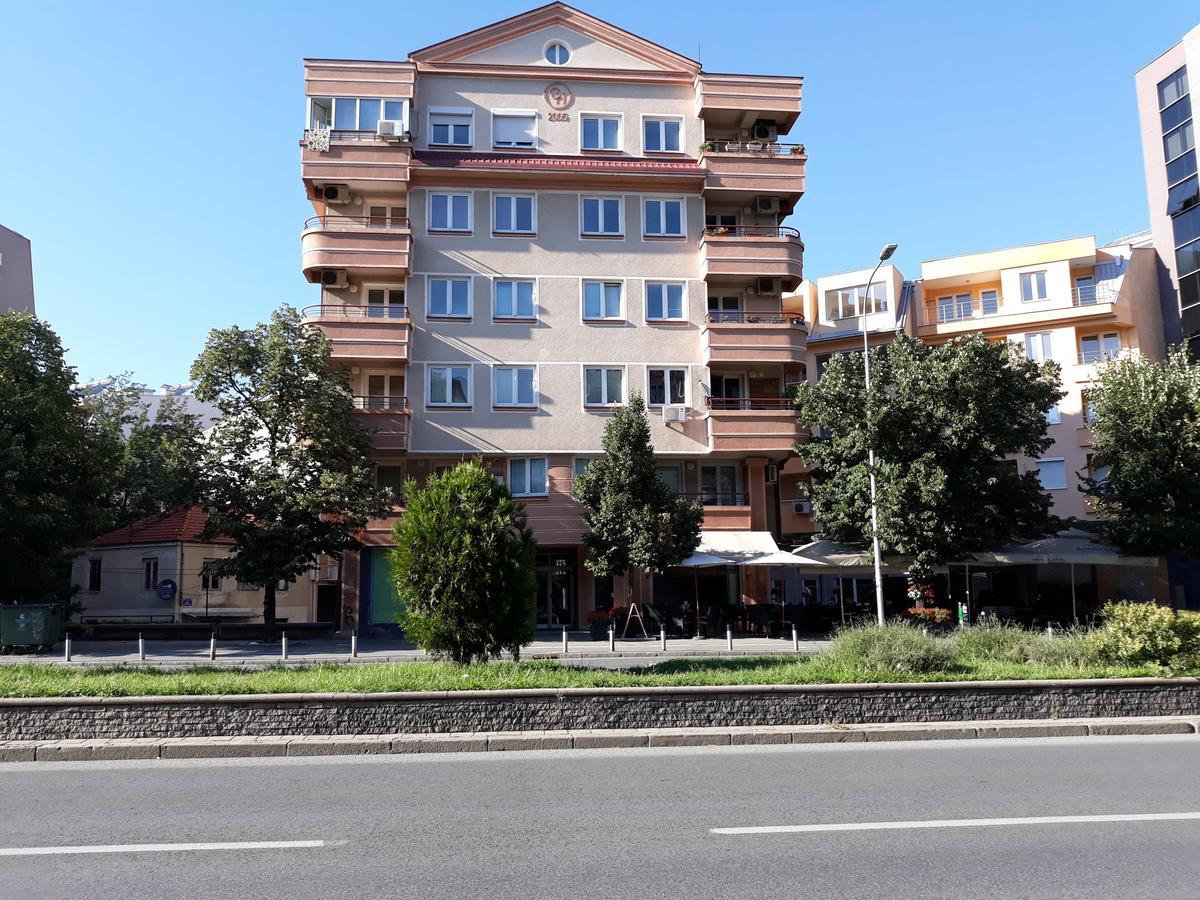 Ap Apartment Near Center Park Skopje Exterior foto